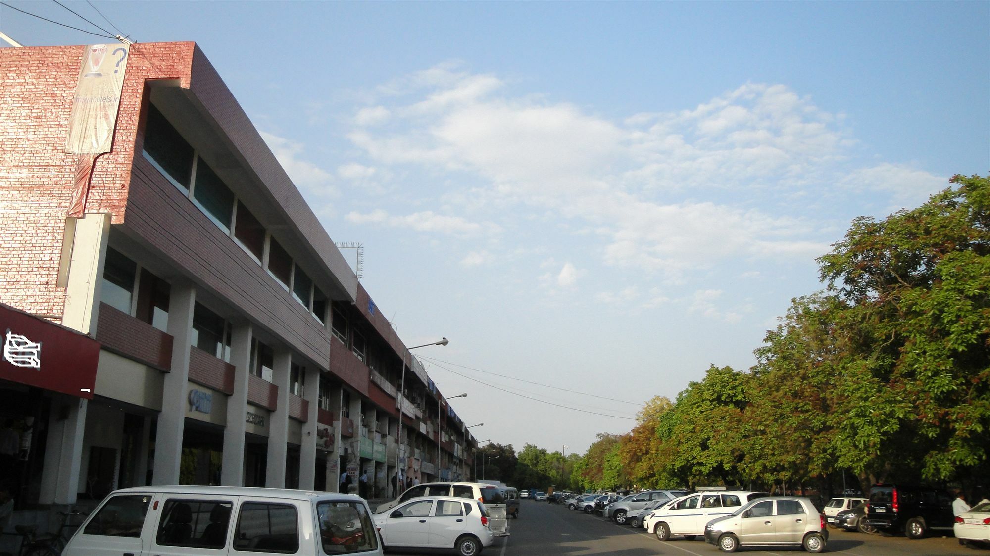 Maya Hotel Chandīgarh Exterior foto